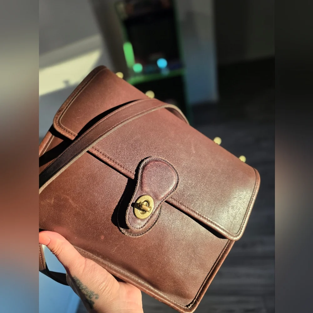 Coach Bag Willis British Tan - Picture 1 of 9